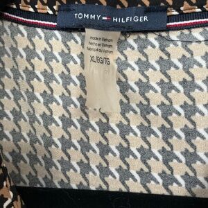 Women’s BLOUSE